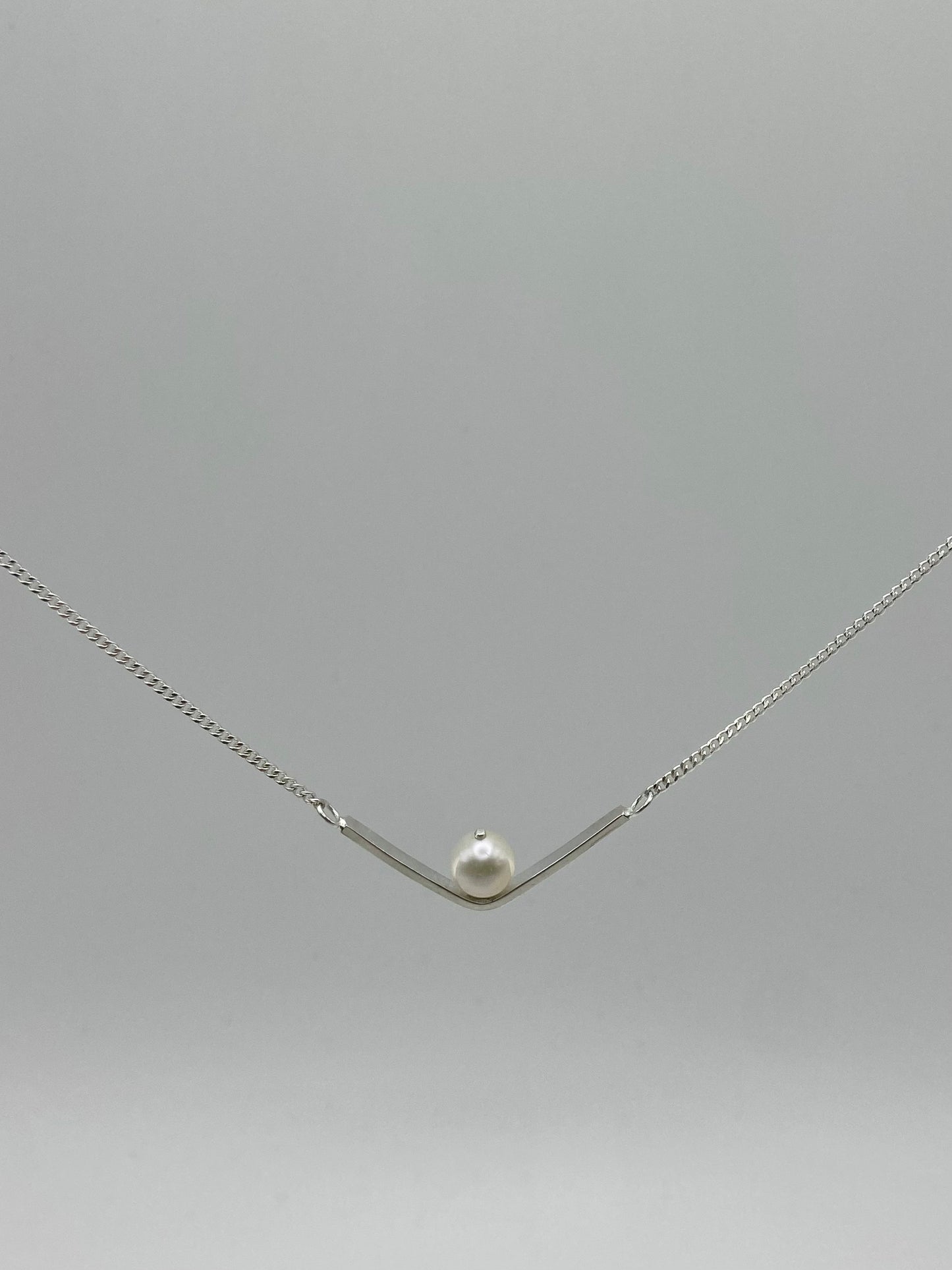 Pearl Arc Pendant